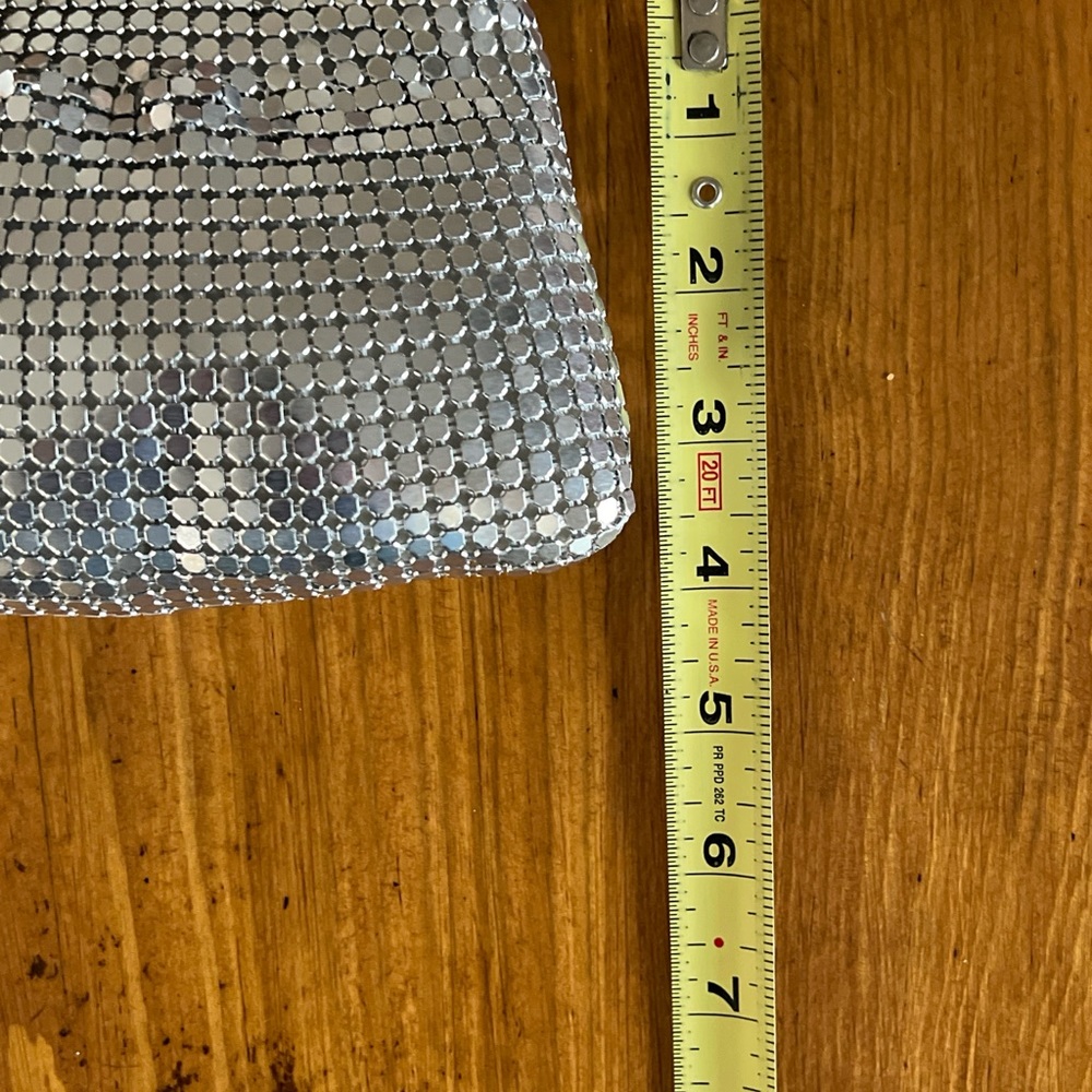 ๐ Last Call - Vintage Silver Mesh Metal Evening Bag - Picture 7 of 12